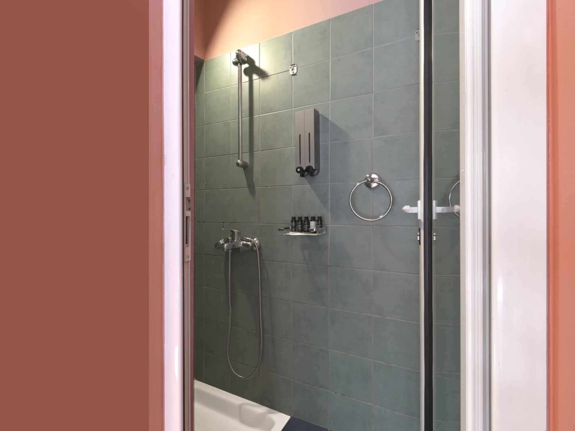 Koukaki garden escape child friendly apartment Athena Bagian luar foto